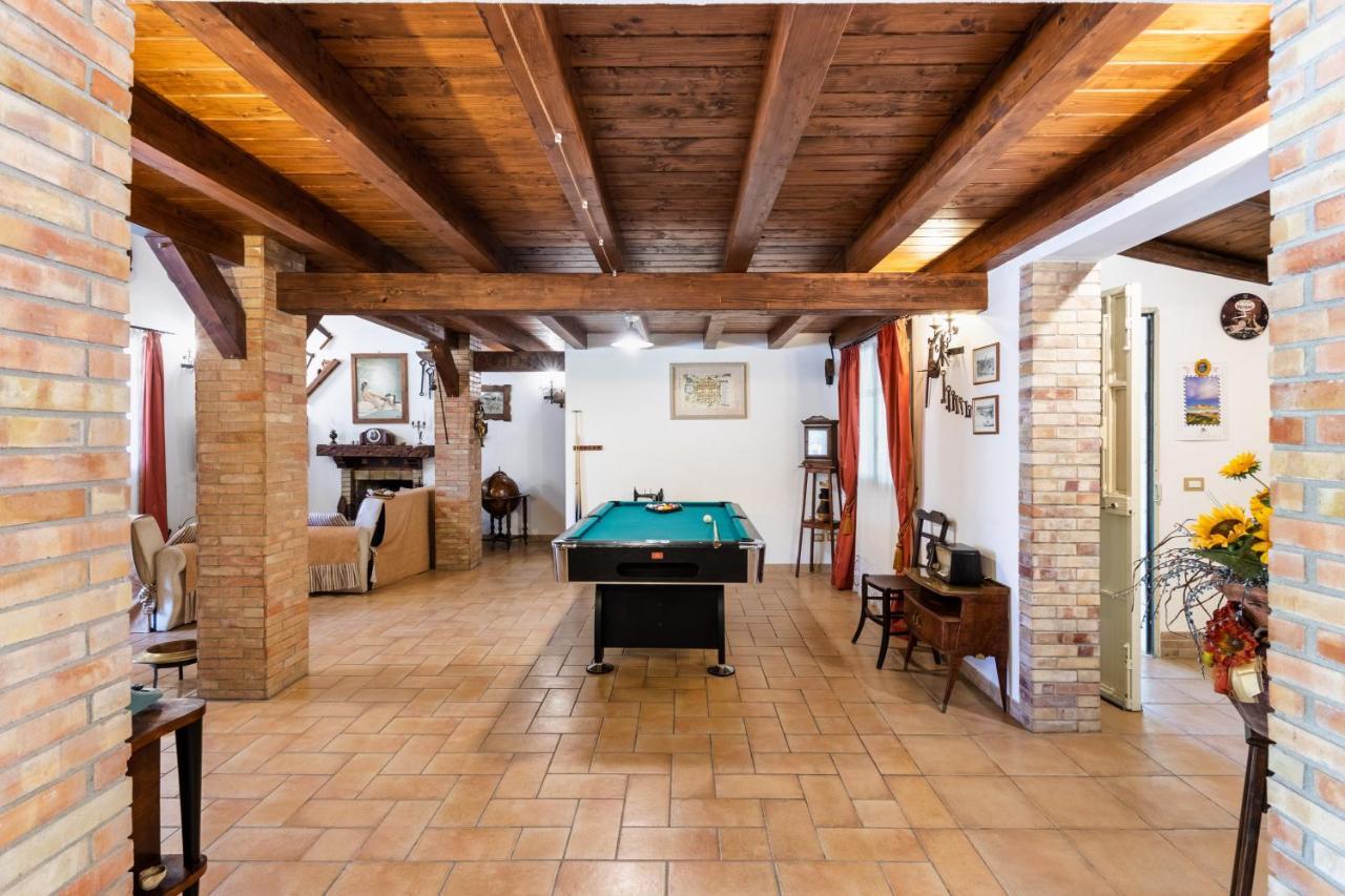Villa Suq With Pool, Parking & Wifi 诺托 外观 照片